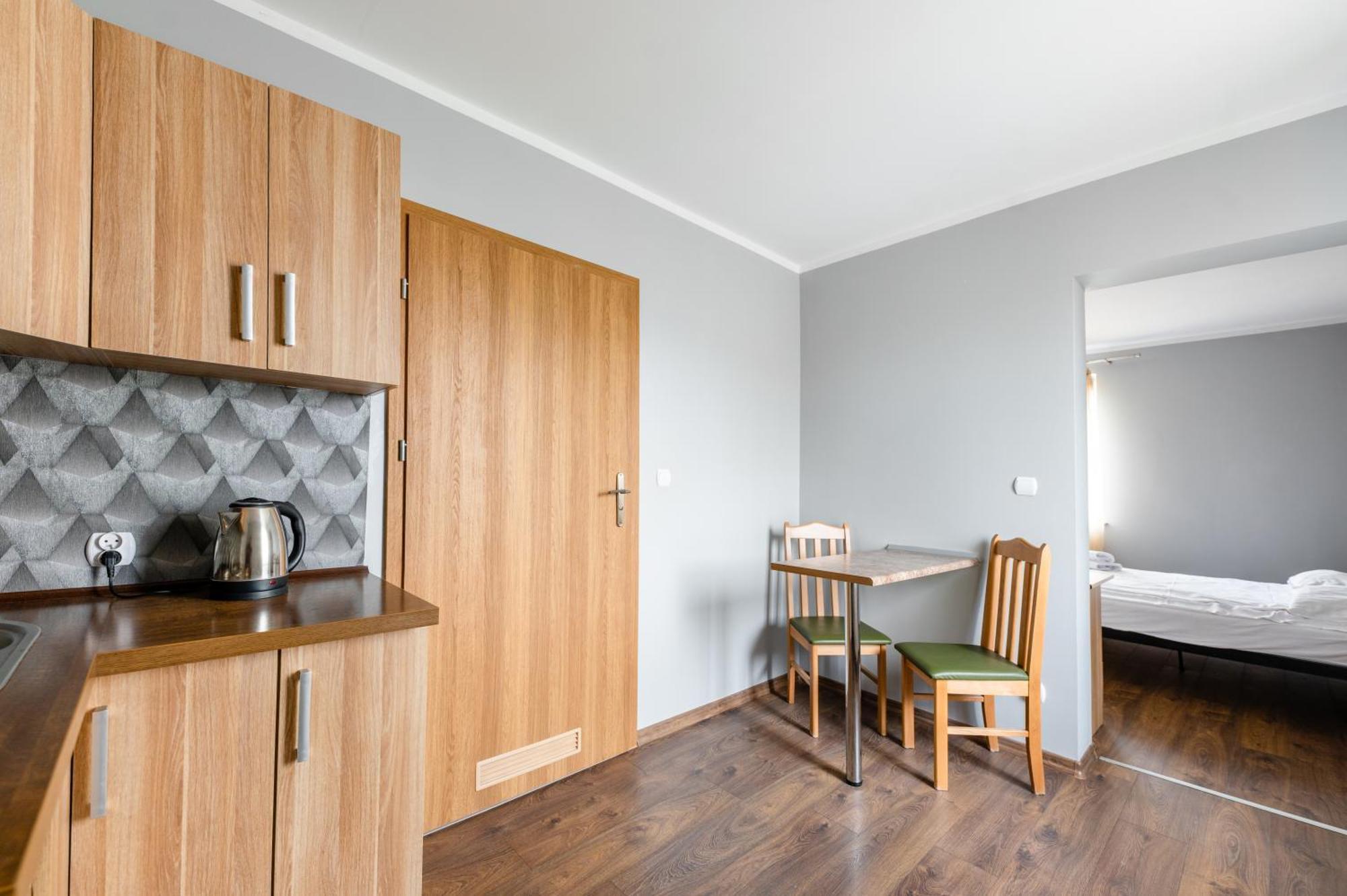 Sleep&Go Bed and Breakfast Lubliniec Buitenkant foto