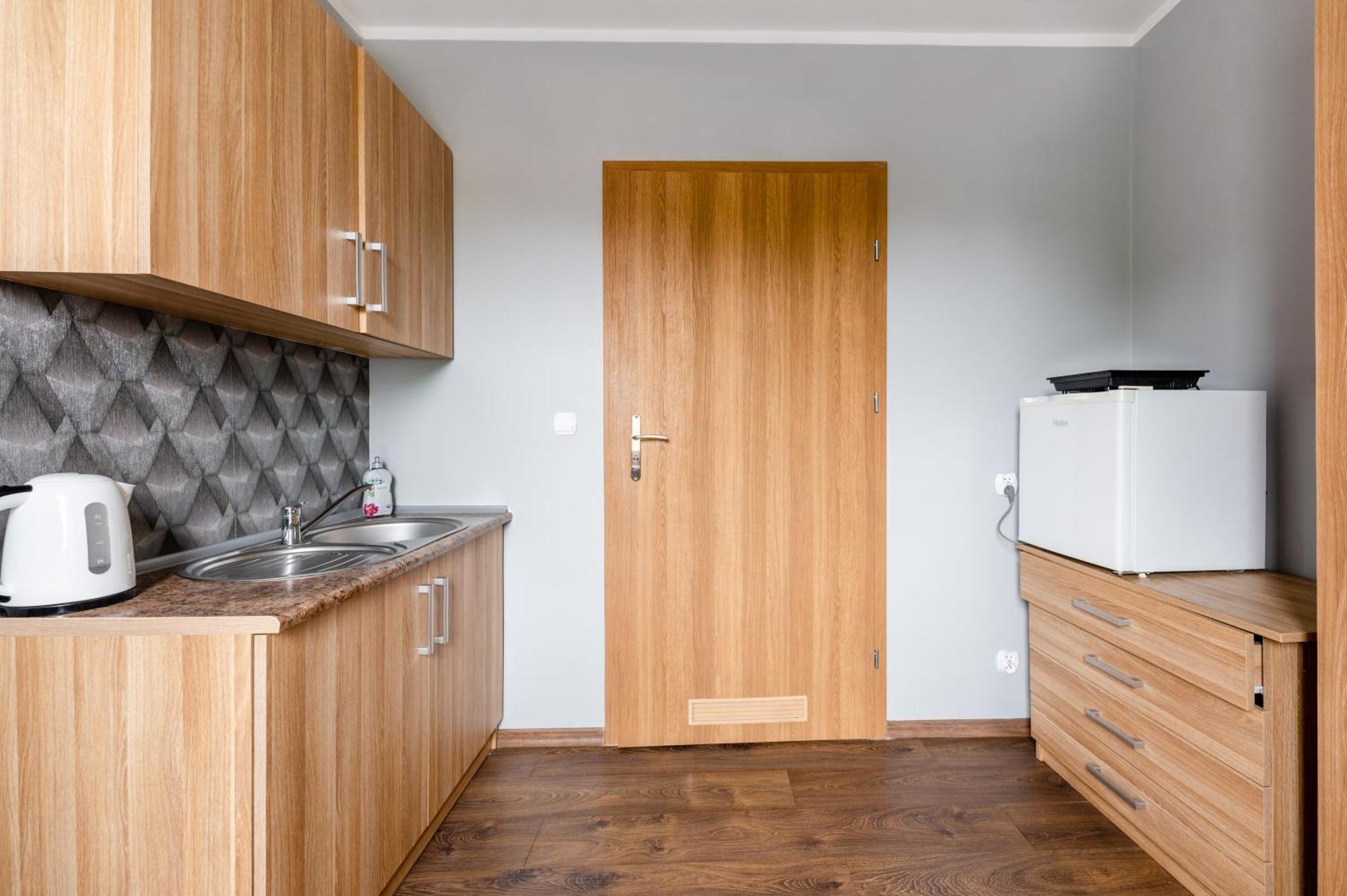 Sleep&Go Bed and Breakfast Lubliniec Buitenkant foto