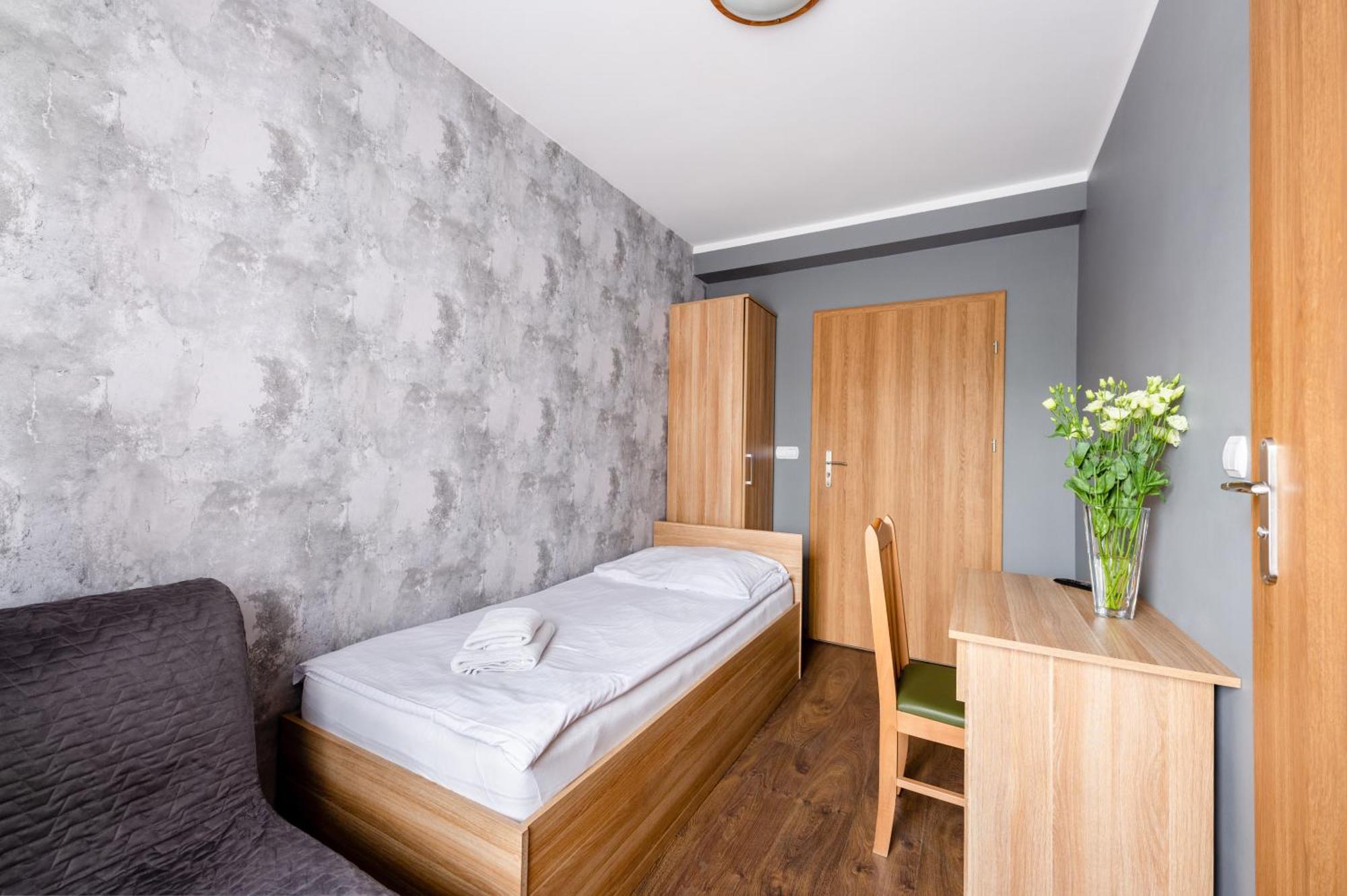 Sleep&Go Bed and Breakfast Lubliniec Buitenkant foto
