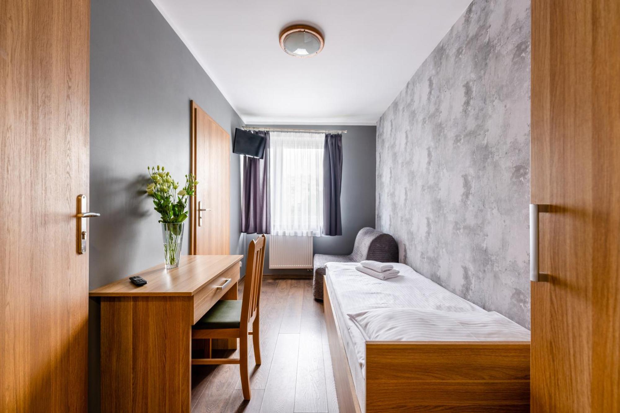 Sleep&Go Bed and Breakfast Lubliniec Buitenkant foto