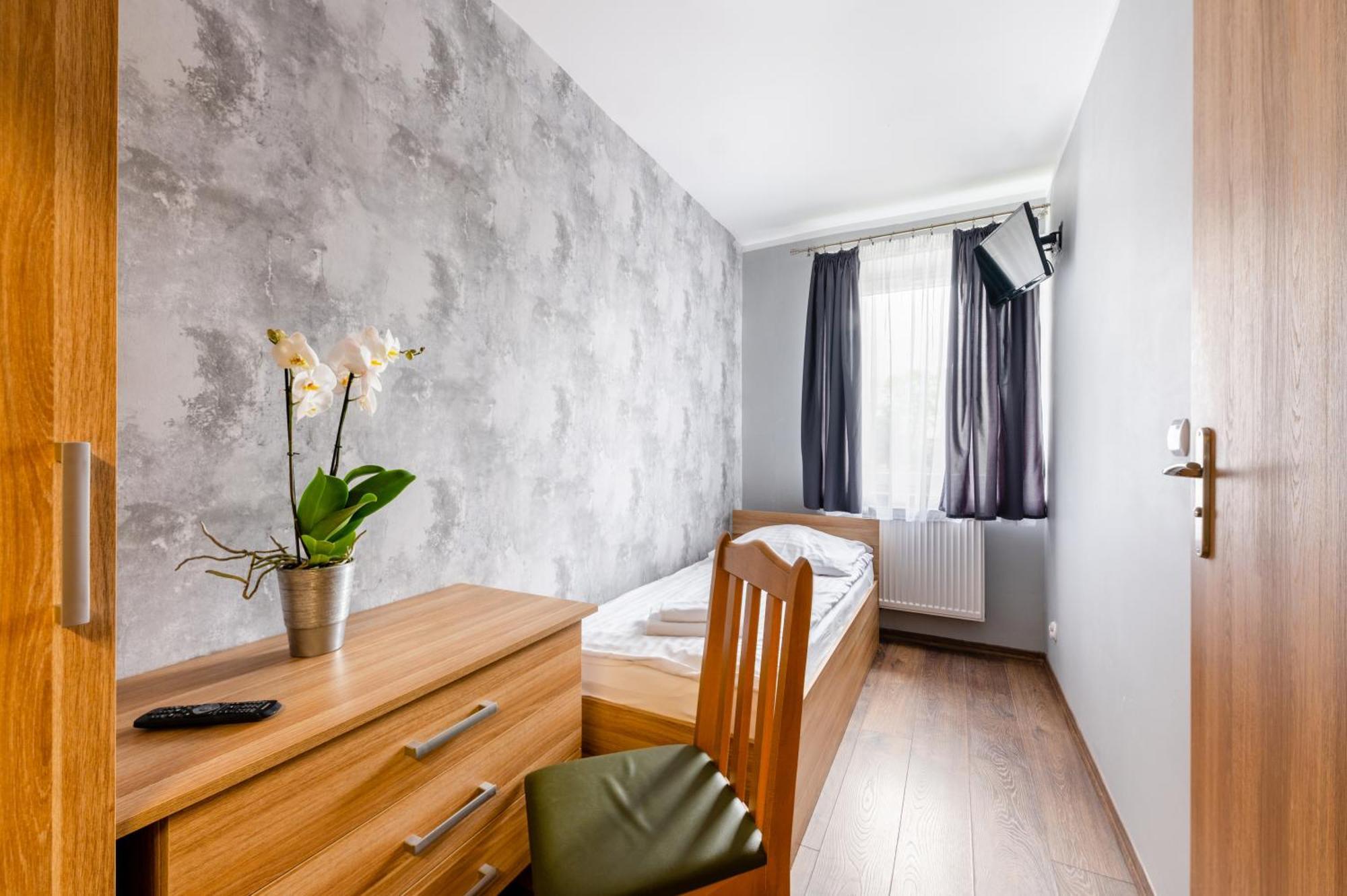 Sleep&Go Bed and Breakfast Lubliniec Buitenkant foto